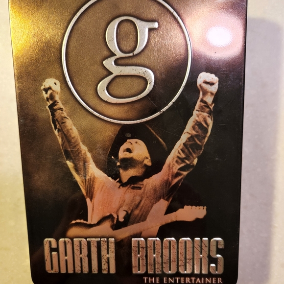 Collectors dvds Garth Brooks "The Entertainer" - Picture 2 of 6